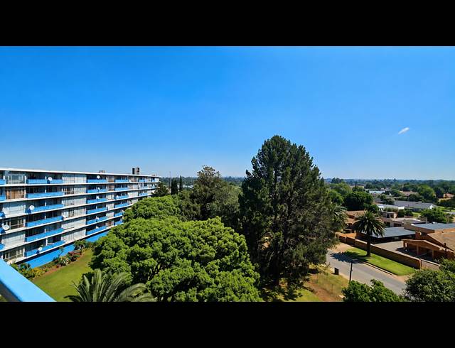 3 BEDROOM FLAT FOR SALE IN ARCON PARK